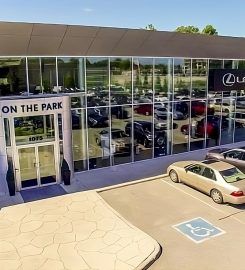 Lexus On the Park Service Center