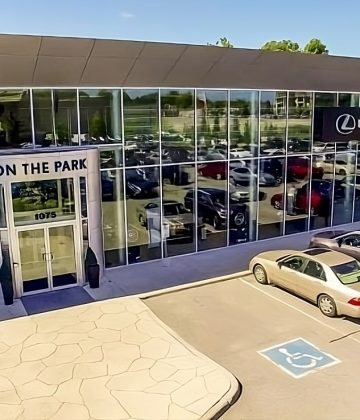 Lexus On the Park Service Center